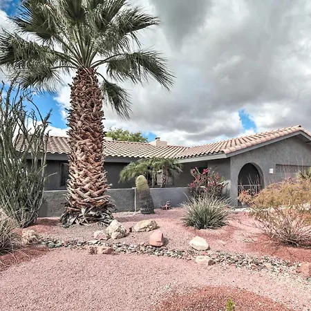 3 Mi To Lake Havasu Home With Patio And View!